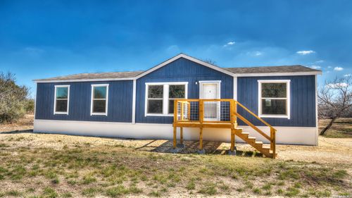 405 B N Frio St, Camp Wood, TX, 78833 | Card Image