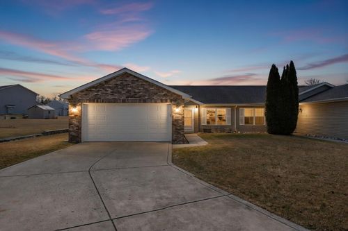 4401 W 73rd Ct, Merrillville, IN, 46410-7870 | Card Image