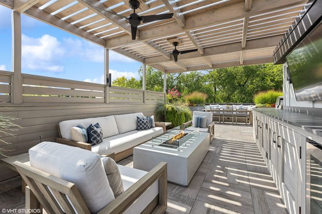 2 - 2633 N Mildred Ave, Condo with 4 bedrooms, 3 bathrooms and 1 parking in CHICAGO IL | Image 35