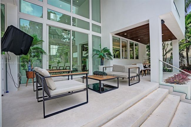 201 Buttonwood Dr, House other with 5 bedrooms, 7 bathrooms and null parking in Key Biscayne FL | Image 32