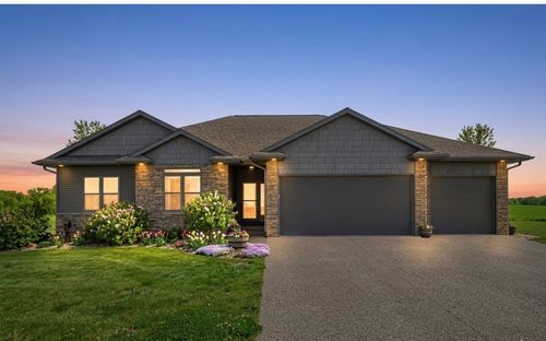 1828 160th Ave, Manchester, IA, 52057-8830 | Card Image