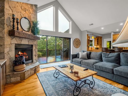 21 Sugar Maple Dr, Mills River, NC, 28759-2665 | Card Image