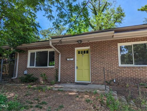a-911 Fiske St, Durham, NC, 27703-1615 | Card Image