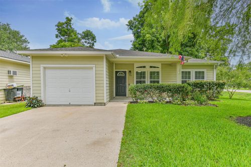 4313 38th St, Dickinson, TX, 77539-5802 | Card Image