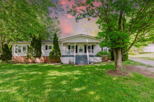 230 Staggs Dr, Portland, TN, 37148-2333 | Card Image