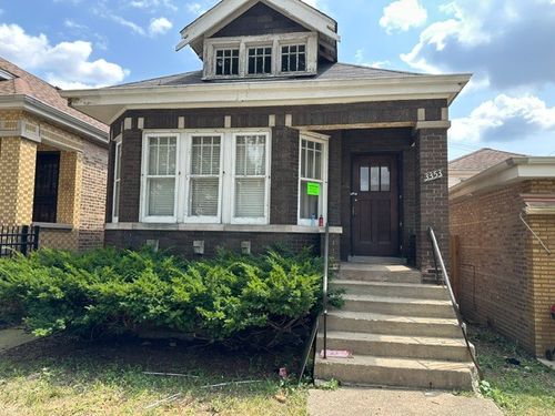 3353 W 61st Street, Chicago, IL, 60629 | Card Image