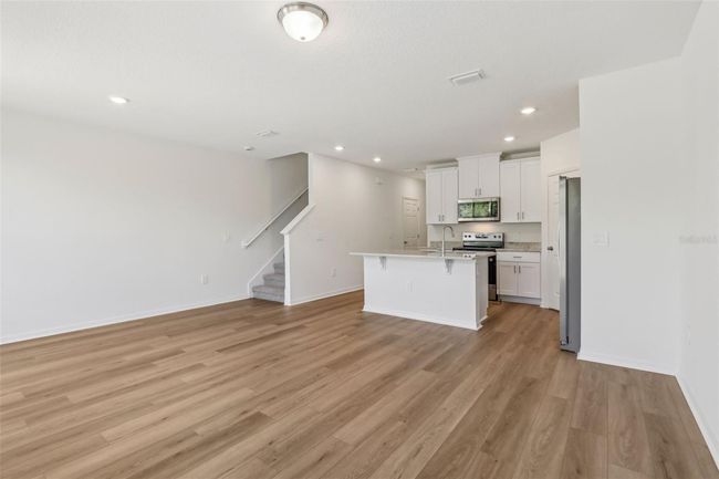 16419 Bird Of Paradise Ave, Townhouse with 3 bedrooms, 3 bathrooms and null parking in CLERMONT FL | Image 9