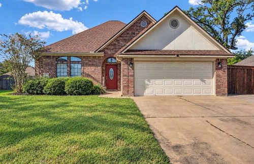 714 Moore St, Richwood, TX, 77566-3159 | Card Image