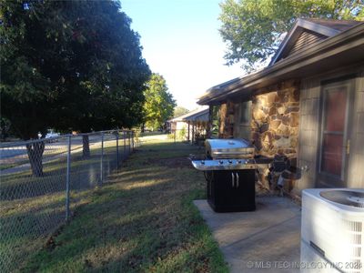 4626 Rolling Meadows Road, House other with 4 bedrooms, 2 bathrooms and null parking in Bartlesville OK | Image 2