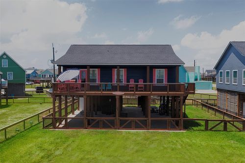 1922 Blue Water Hwy, Surfside Beach, TX, 77541-7114 | Card Image