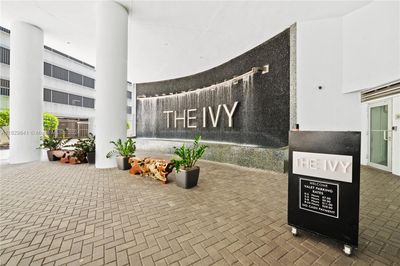 4101 - 90 Sw 3rd St, Condo with 2 bedrooms, 2 bathrooms and null parking in Miami FL | Image 3