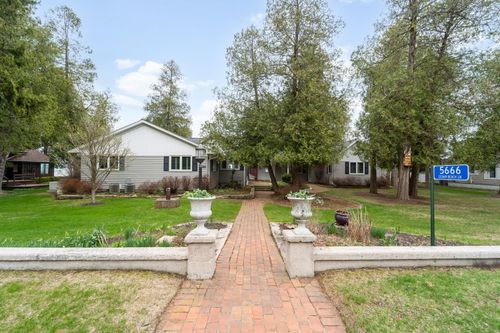 5666 Cedar Beach Ln, Belgium, WI, 53004-9726 | Card Image