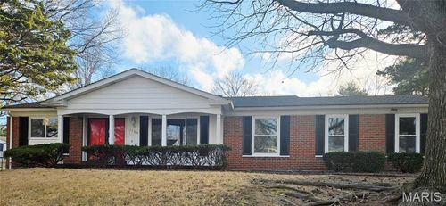 11760 Sheffield Dr, Florissant, MO, 63033-8033 | Card Image