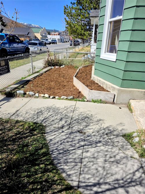 816 E 4th St, Anaconda, MT, 59711-2555 | Card Image