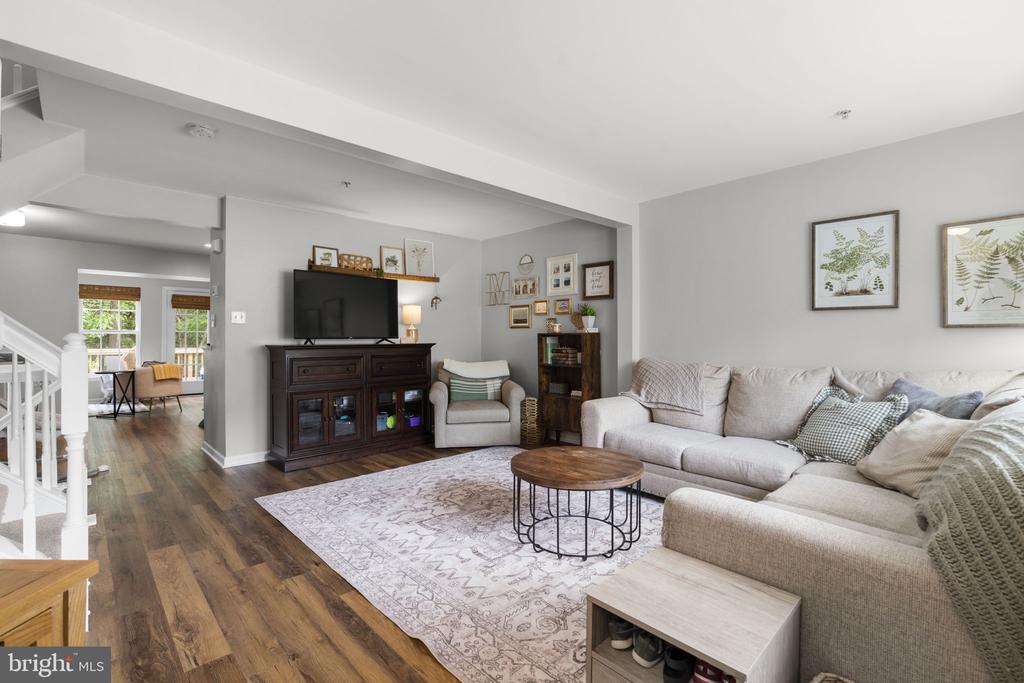 Residential in ELKRIDGE 2