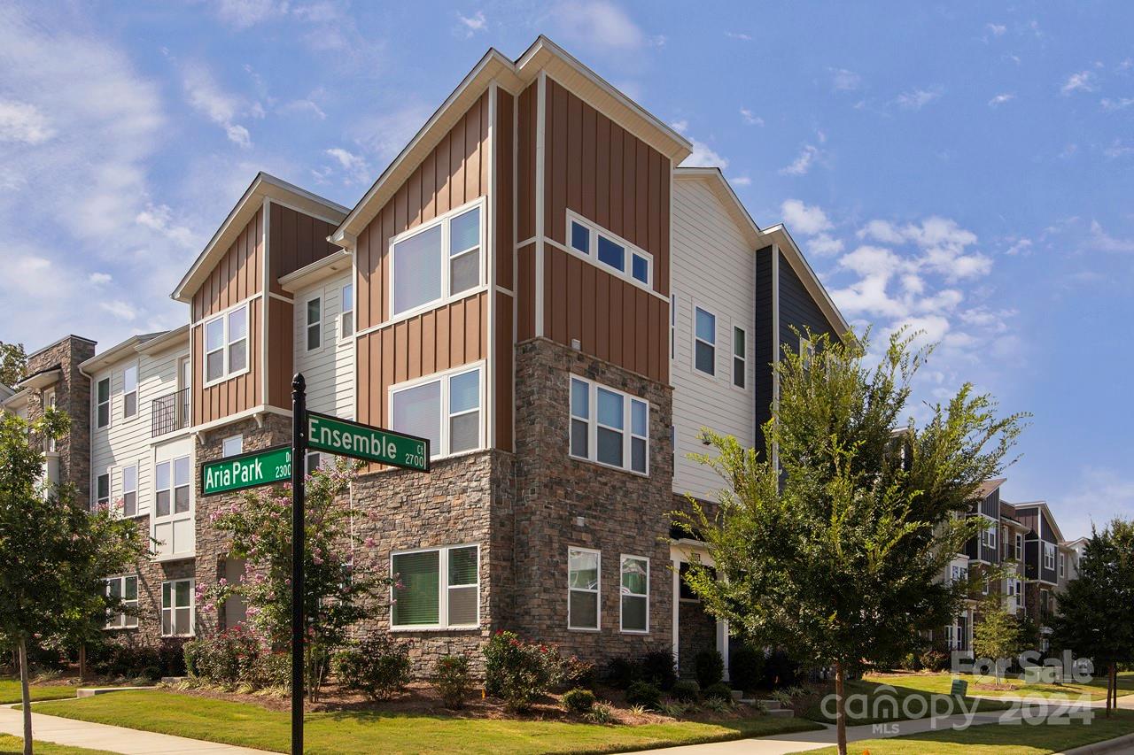 Ensemble Ct, Charlotte, NC 28262