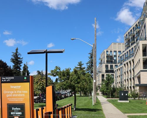 412-293 The Kingsway, Etobicoke, ON, M9A0E8 | Card Image