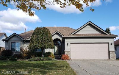 31525 Riverbend Drive, Home with 3 bedrooms, 2 bathrooms and null parking in Chesterfield Twp MI | Image 1