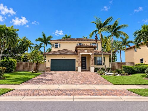 15480 Sw 119th Ter, Miami, FL, 33196-6814 | Card Image