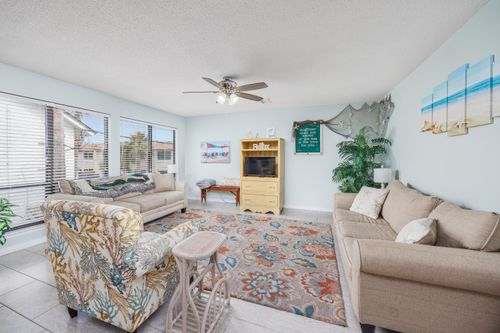 apt-213-8425 Gulf Blvd, Navarre, FL, 32566-7221 | Card Image