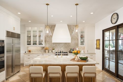 1040 Crest Dr, Encinitas, CA, 92024-4066 | Card Image