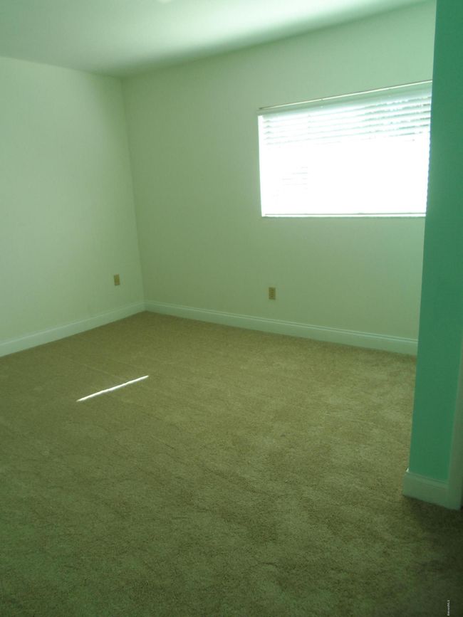 1004 Ashley Ave, Townhouse with 2 bedrooms, 3 bathrooms and null parking in Indian Harbour Beach FL | Image 12