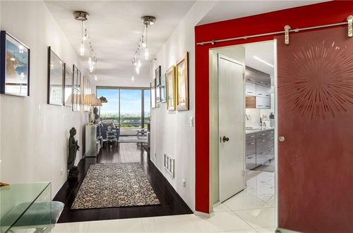 apt-13h-2660 Peachtree Rd Nw, Atlanta, GA, 30305-3676 | Card Image