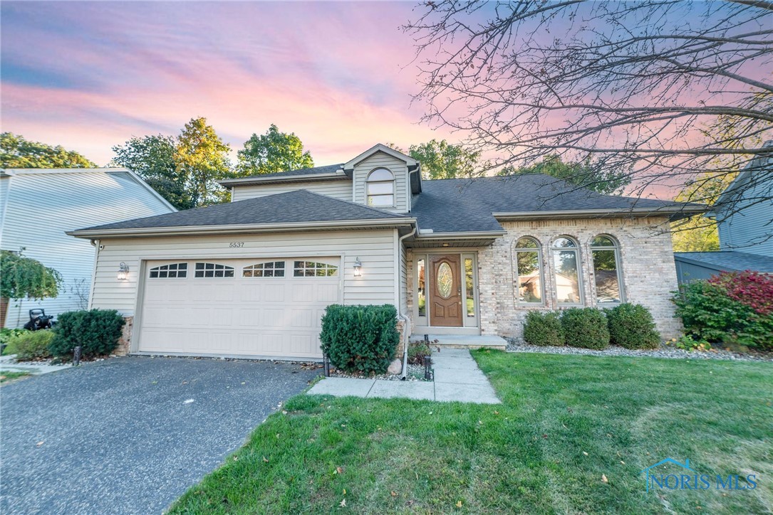 Bentwood Dr, Toledo, OH 43615
