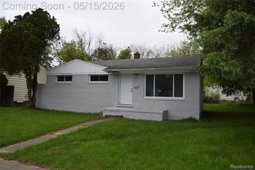 6087 Natchez Dr, Mount Morris, MI, 48458-2742 | Card Image