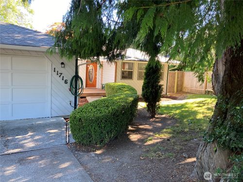 11716 26th Street Ne, Lake Stevens, WA, 98258 | Card Image
