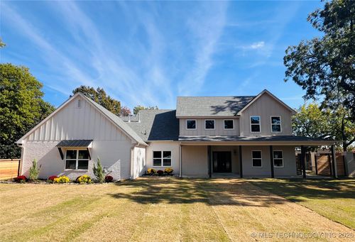 4929 Columbia Ave, Tulsa, OK, 74105-5142 | Card Image