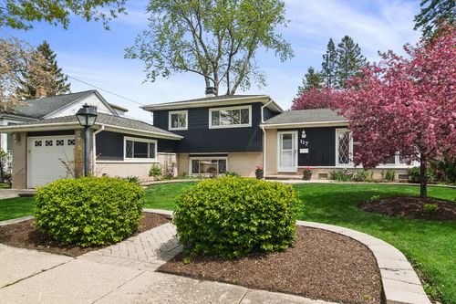 117 N Maple St, Palatine, IL, 60067-7830 | Card Image