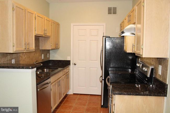 UNIT-4313 - 1580 Spring Gate Dr, Condo with 2 bedrooms, 2 bathrooms and null parking in MCLEAN VA | Image 16