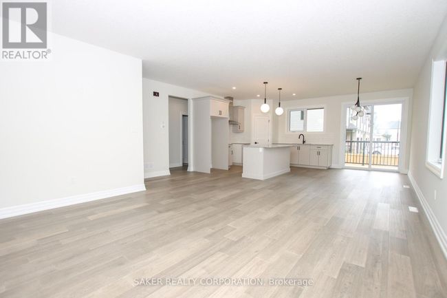 532 Regent St, House other with 4 bedrooms, 2 bathrooms and 4 parking in Mount Brydges ON | Image 4