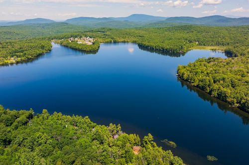 37 Green Eagle Ln, Canaan, NH, 03741 | Card Image
