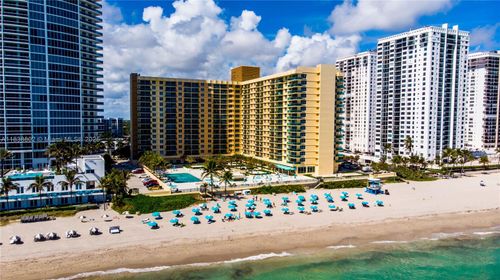 apt-818-2501 S Ocean Dr, Hollywood, FL, 33019-2611 | Card Image