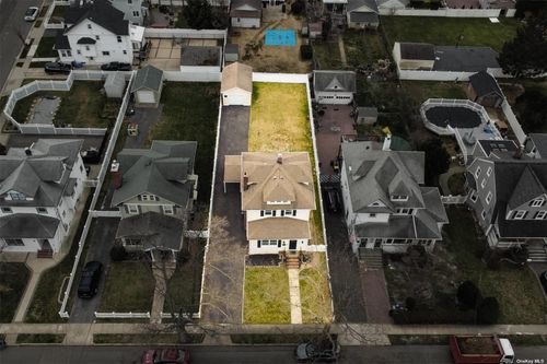 23 Garfield Pl, East Rockaway, NY, 11518-1014 | Card Image