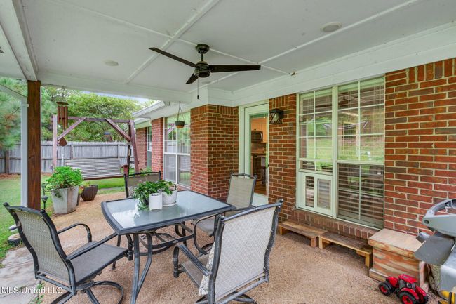 25-web-or-mls-Bradley Bianca 3007 Cross | Image 21