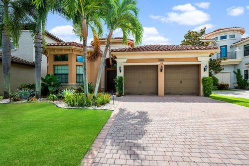 16578 Ambassador Bridge Rd, Delray Beach, FL, 33446-5681 | Card Image