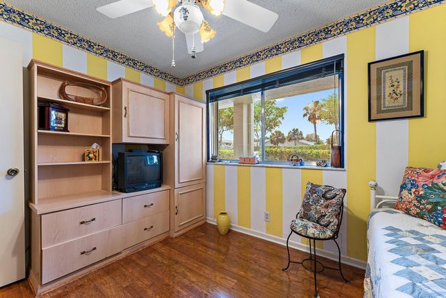 APT-111 - 3186 Via Poinciana, Condo with 2 bedrooms, 2 bathrooms and null parking in Lake Worth FL | Image 14