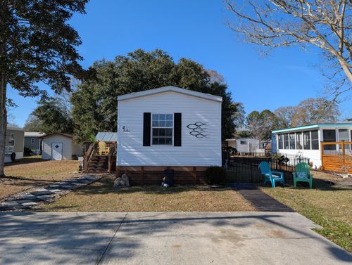 3 Poolside Dr, Murrells Inlet, SC, 29576-5750 | Card Image