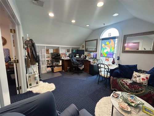fl-3rd-75 Old Middletown Rd, New City, NY, 10956-2738 | Card Image