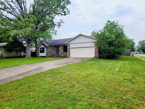 7000 Northlake Dr, Jacksonville, AR, 72076-4959 | Card Image