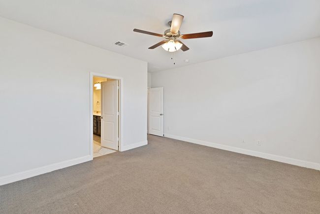 138 Nix Dr, House other with 4 bedrooms, 3 bathrooms and null parking in Hickory Creek TX | Image 13