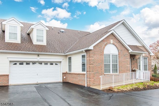 17 Suzanne Dr, Townhouse with 3 bedrooms, 3 bathrooms and null parking in Flemington NJ | Image 28
