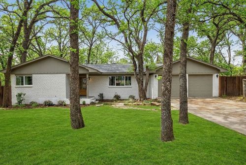 4313 Wren Haven Dr, Lakeside, TX, 76135-4637 | Card Image