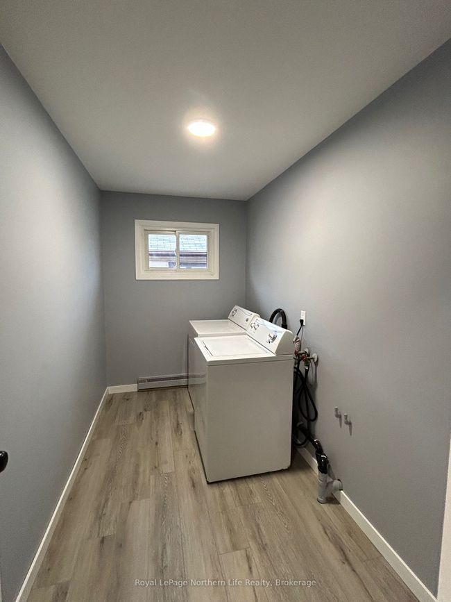 155 King St E, House other with 4 bedrooms, 2 bathrooms and 2 parking in North Bay ON | Image 6