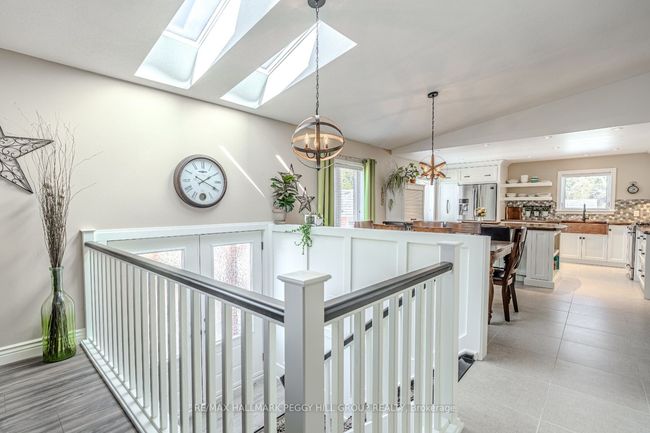 99 King Rd, House other with 3 bedrooms, 3 bathrooms and 10 parking in Tay ON | Image 10