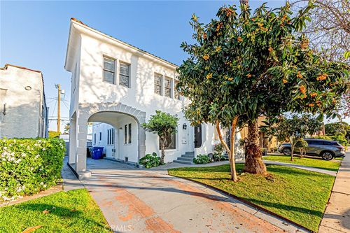 1226 Meadowbrook Ave, Los Angeles, CA, 90019-6710 | Card Image