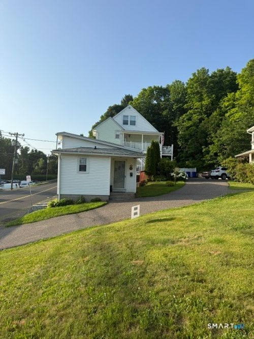 243-243 Porter St, Watertown, CT, 06795-2214 | Card Image